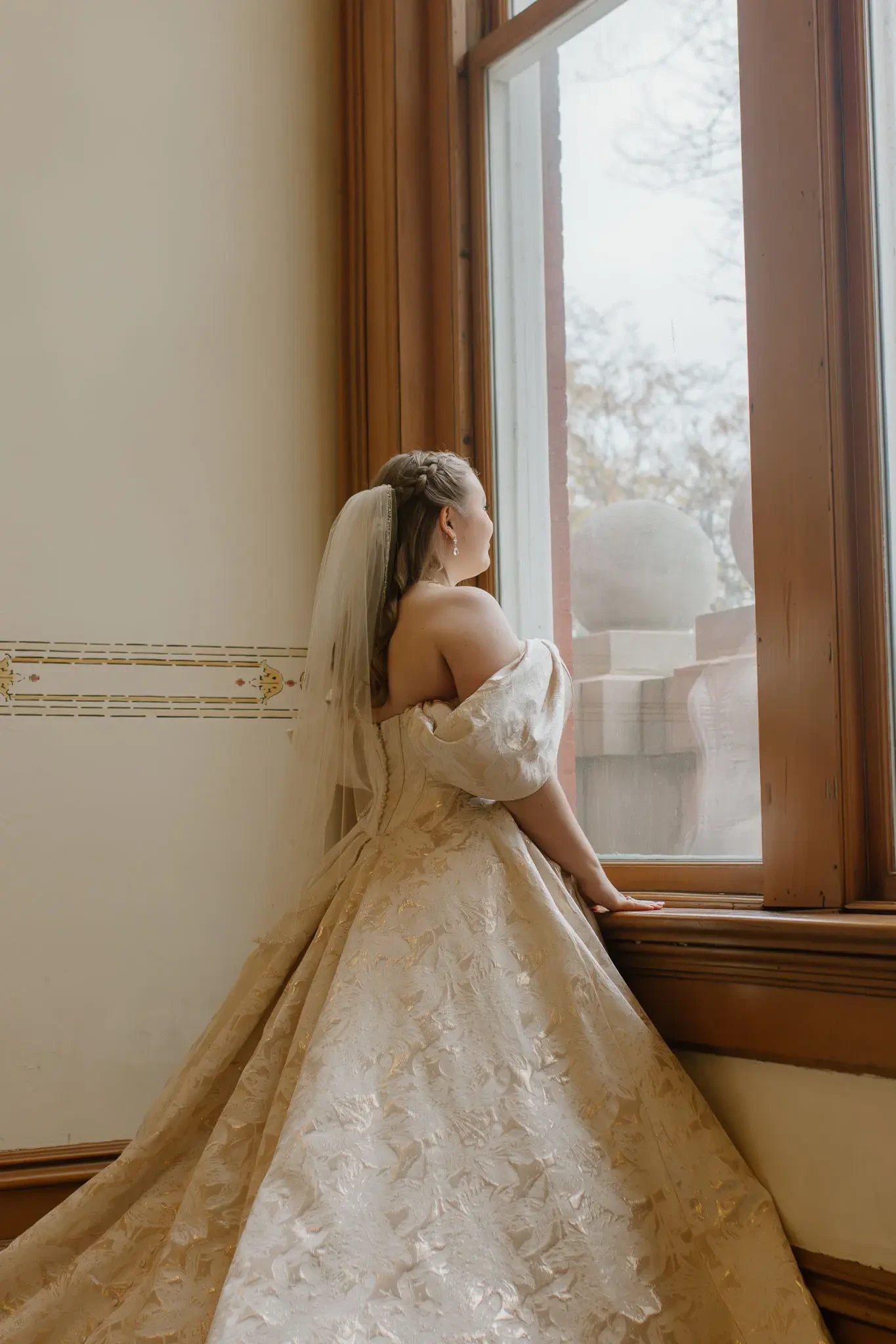 madison and paul vela wedding photo