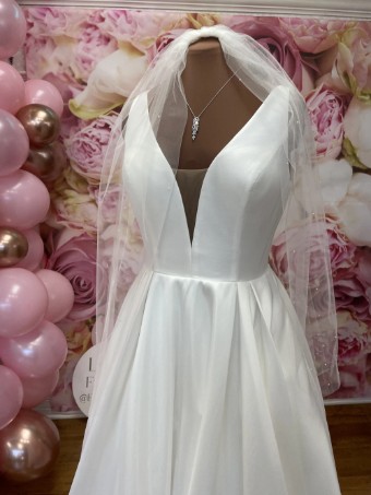 Style Brooke #1 Ivory thumbnail