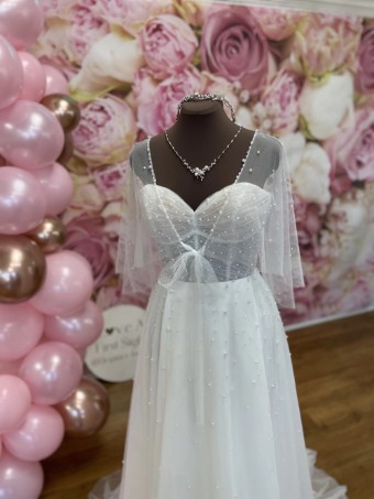 Style 73501 #0 Ivory/Honey thumbnail