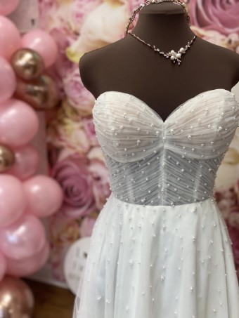 Style 73501 #4 Ivory/Honey thumbnail