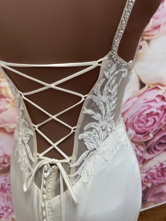 Style 7696 #4 Ivory/Honey thumbnail