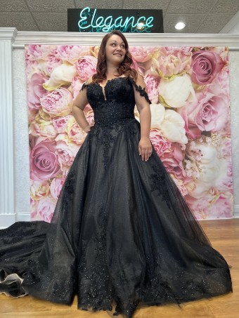 Style Maegan #2 Black thumbnail